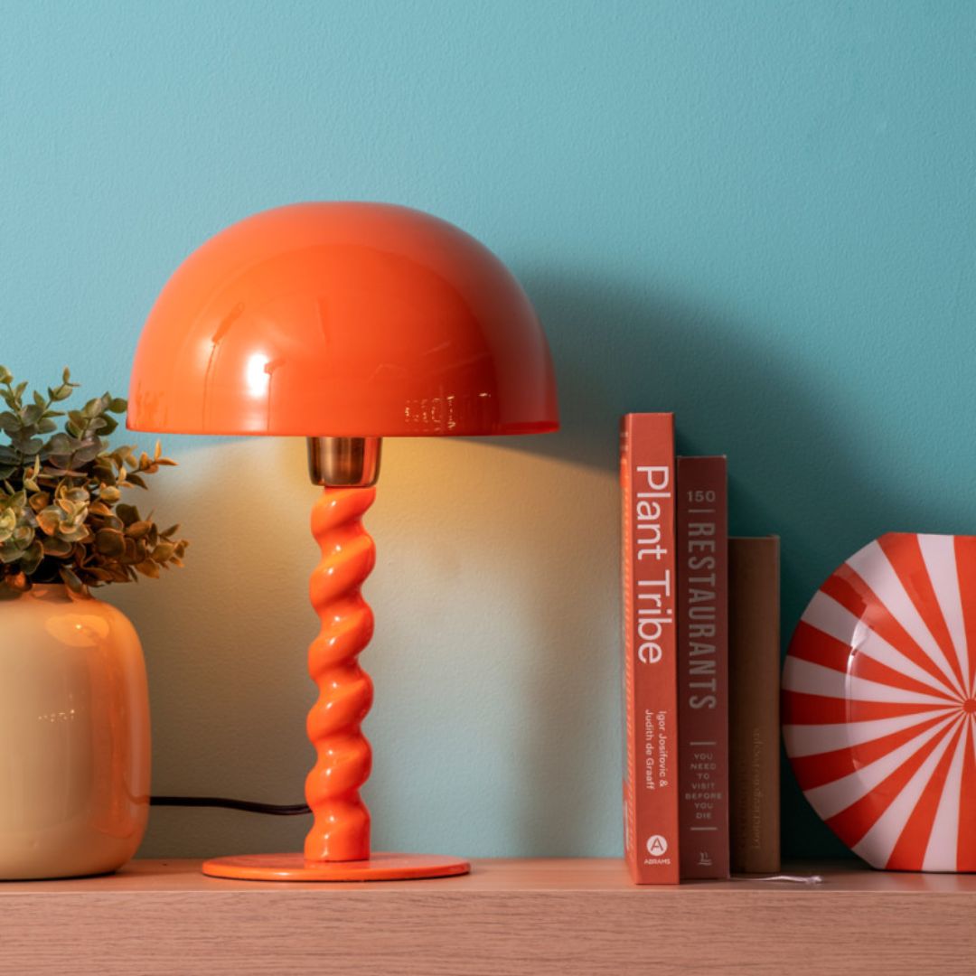 Volaro Table Lamp